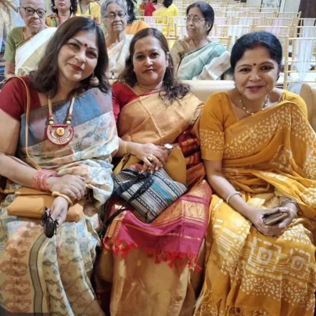 81 81